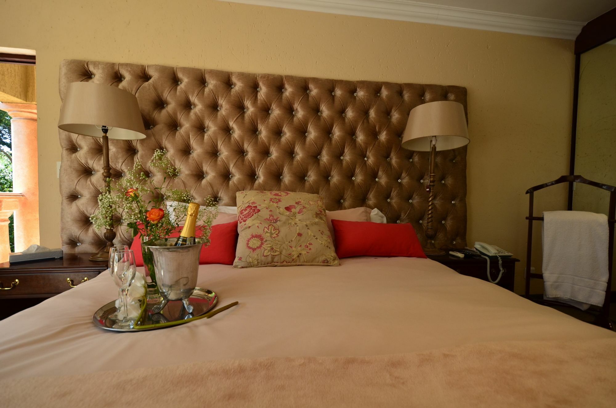 House Of Pharaohs And Conference Centre Hotel Johannesburg Ngoại thất bức ảnh